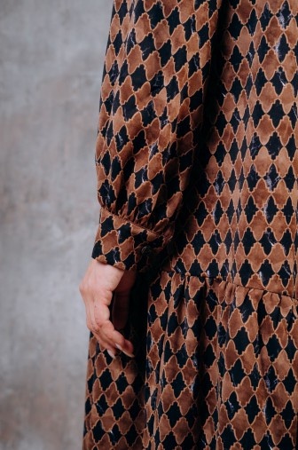 %Платье 1377: Цвет коричневый распродажа% фото: #1